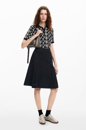 Women's Woman Woven Skirt Knee