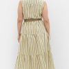 41d5XIvsoZL.jpg Women's Plus Size Dress - Clean Lines